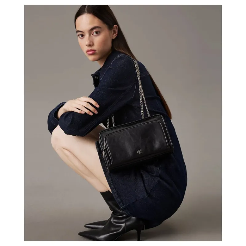 BORSA A TRACOLLA TRASFORMABILE CALVIN KLEIN- Accessori