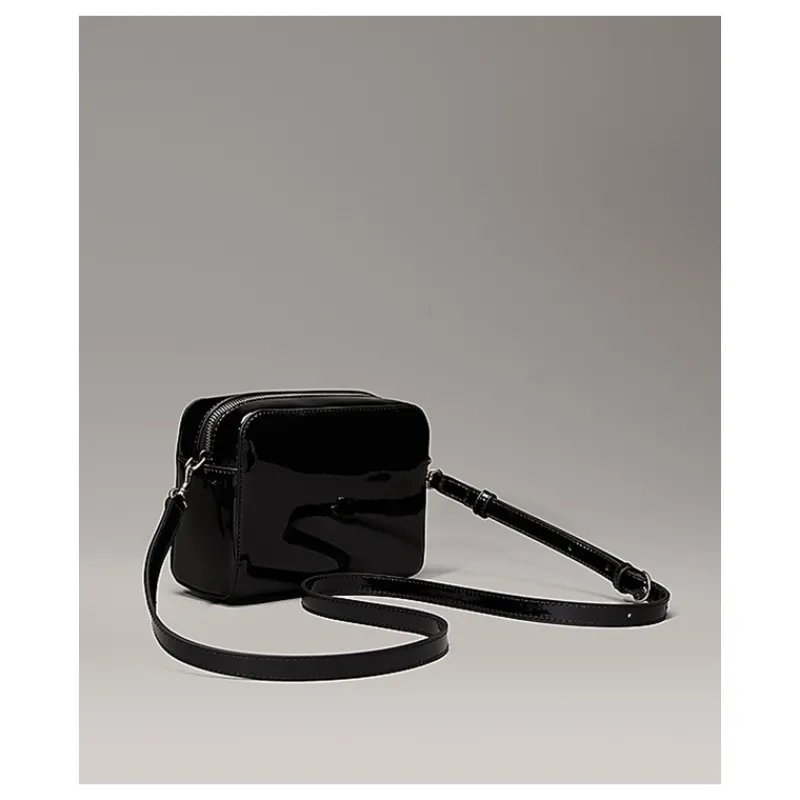BORSETTA LUCIDA CON TRACOLLA CALVIN KLEIN- Accessori