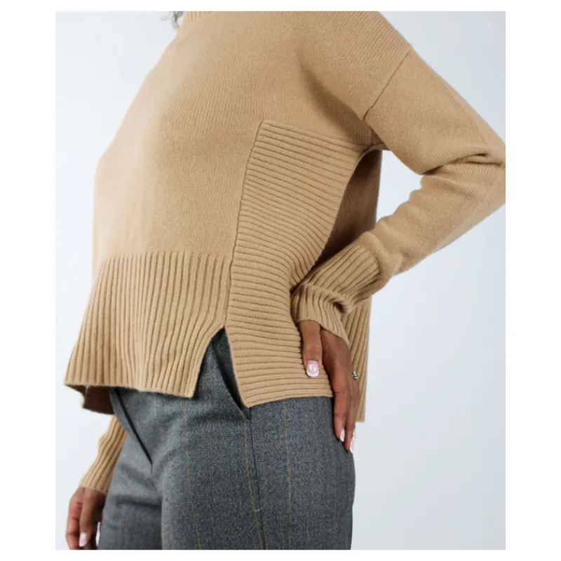 MAGLIA IN LANA DETTAGLI COSTE HOZONE- Maglieria