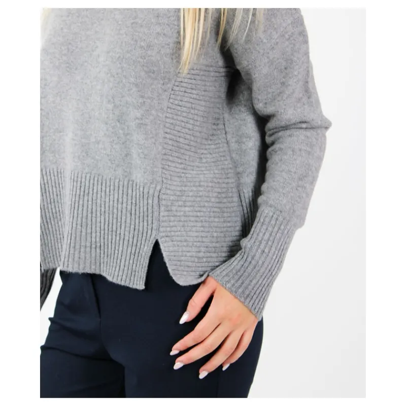 MAGLIA IN LANA DETTAGLI COSTE HOZONE- Maglieria