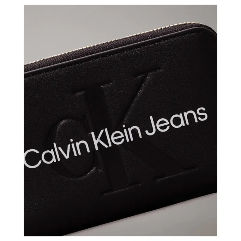 portafoglio_con_zip_integ_2.webp PORTAFOGLIO CON ZIP INTEGRALE RFID CALVIN KLEIN JEANS- Accessori