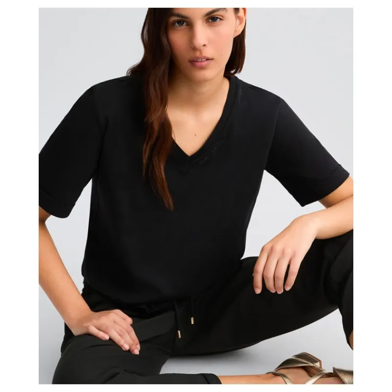 tshirt_con_scollo_a_v_e_s_9.webp T-SHIRT CON SCOLLO A V E STRASS LIU°JO- T-shirt & Top